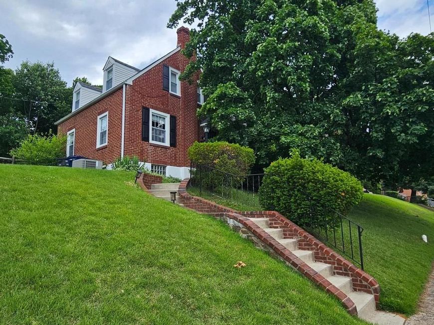 165 Race Street, Ambler, PA 19002 Main Photo