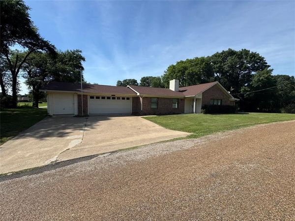 10725 Legg Drive , Kemp, TX 75143