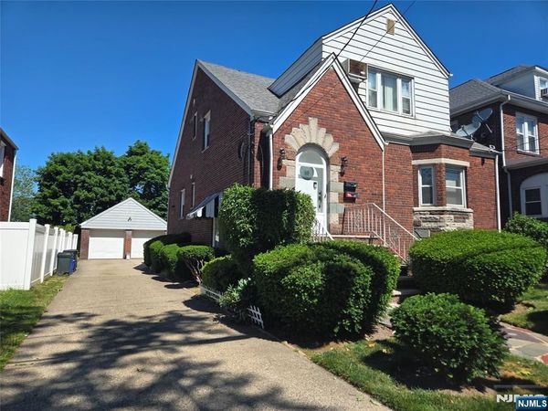 505 Westview Avenue 1st Floor, RIDGEFIELD, NJ 07657
