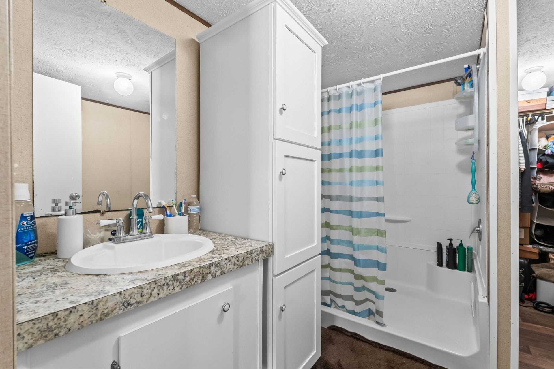 1617 Crystal Lake Dr. Photo 28