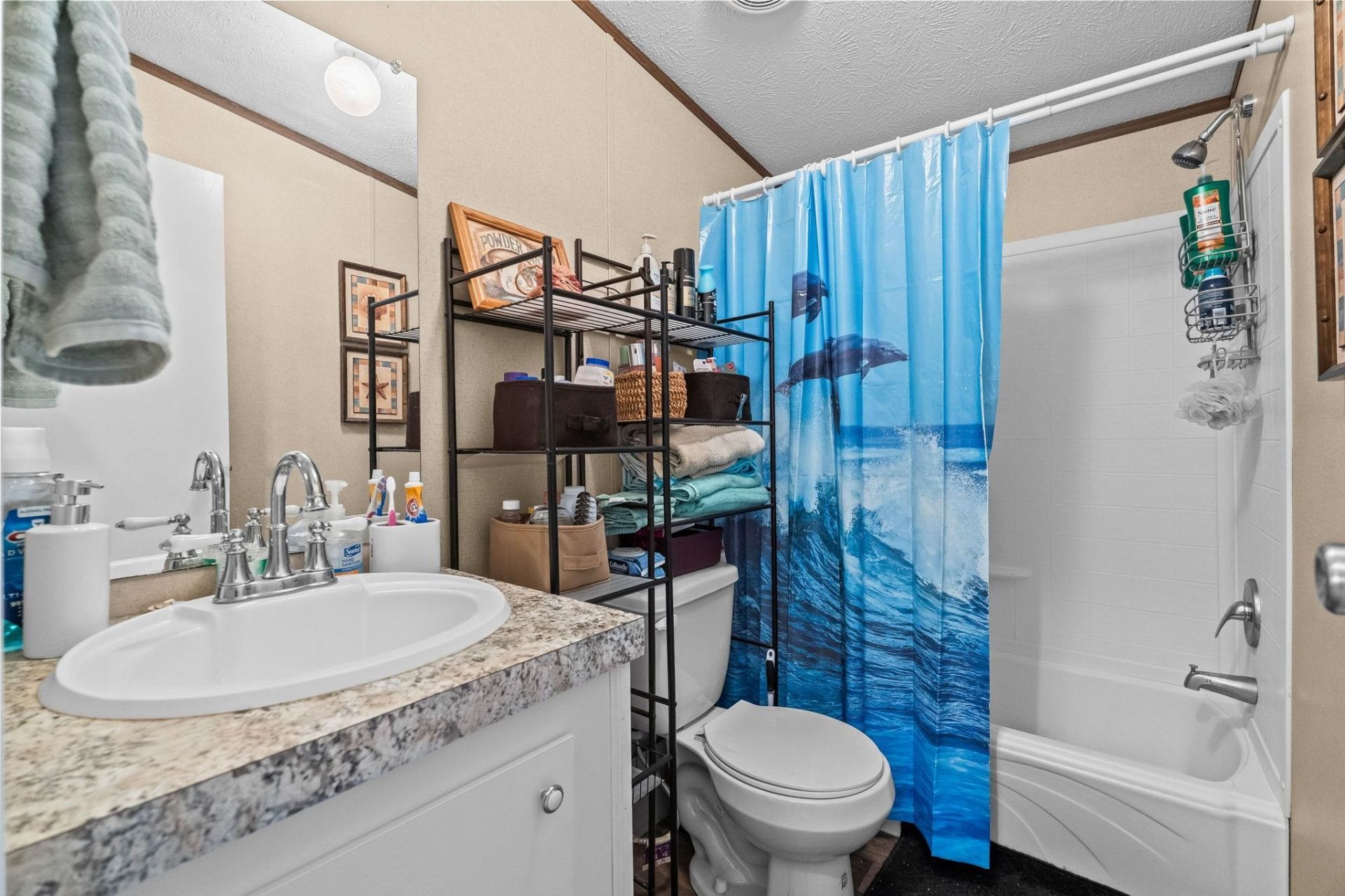 1617 Crystal Lake Dr. Photo 32