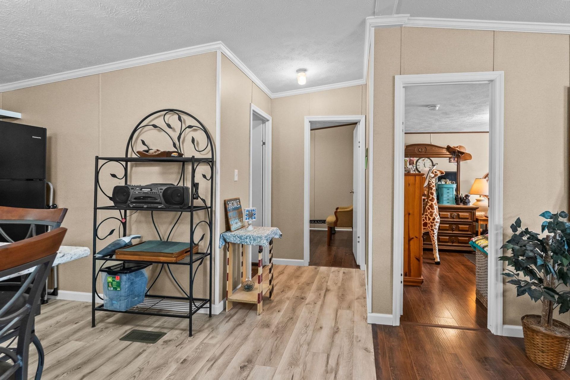1617 Crystal Lake Dr. Photo 33