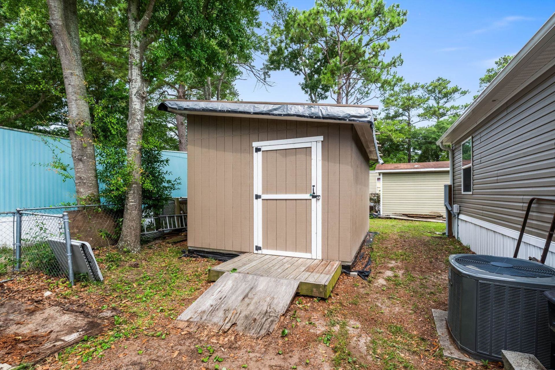 1617 Crystal Lake Dr. Photo 38