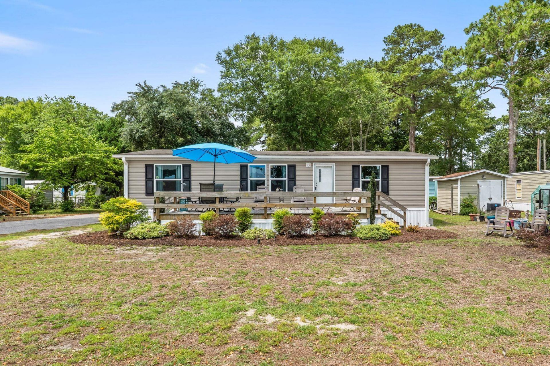 1617 Crystal Lake Dr. Photo 41