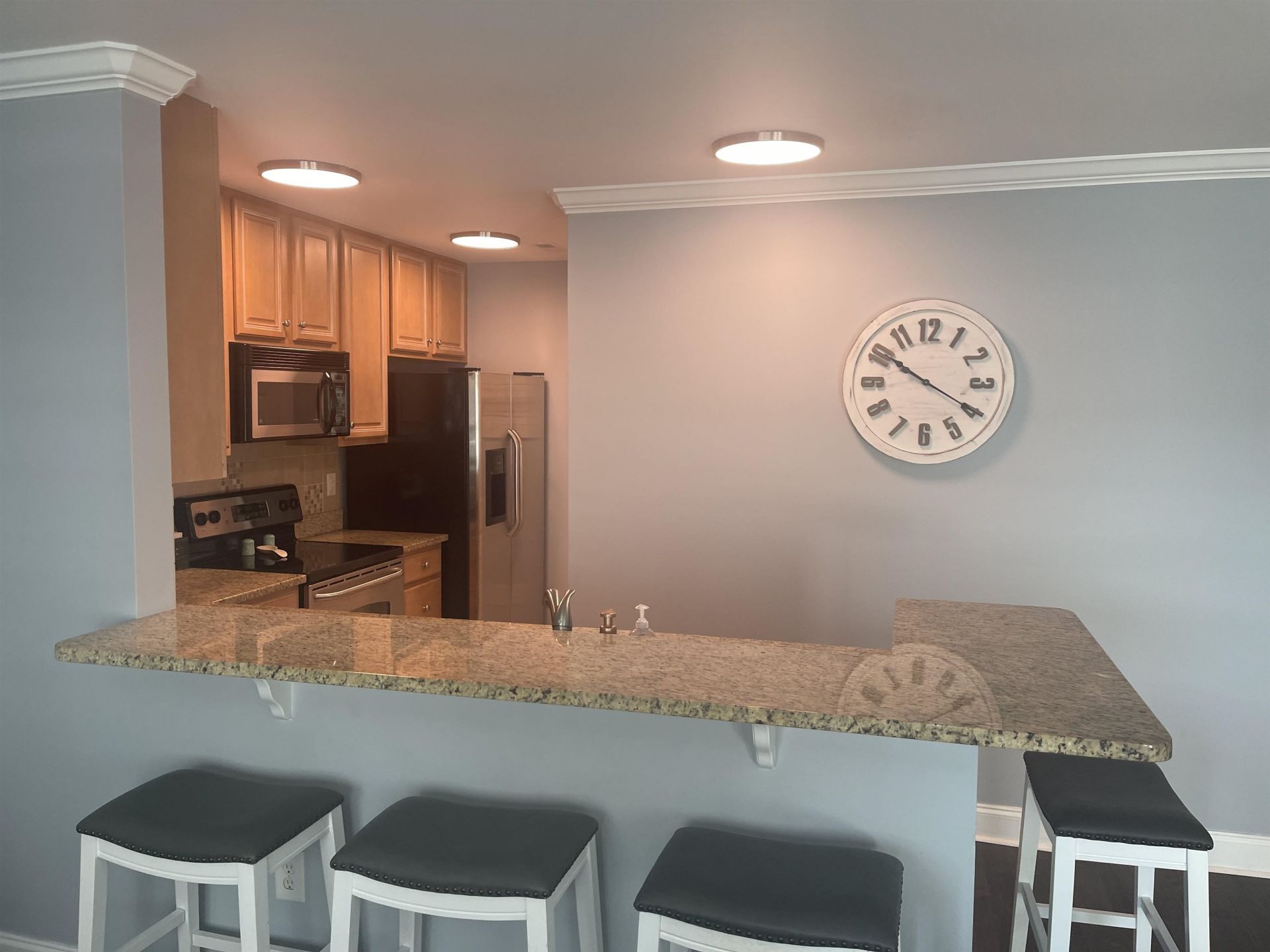 209 N Hillside Dr. Photo 11