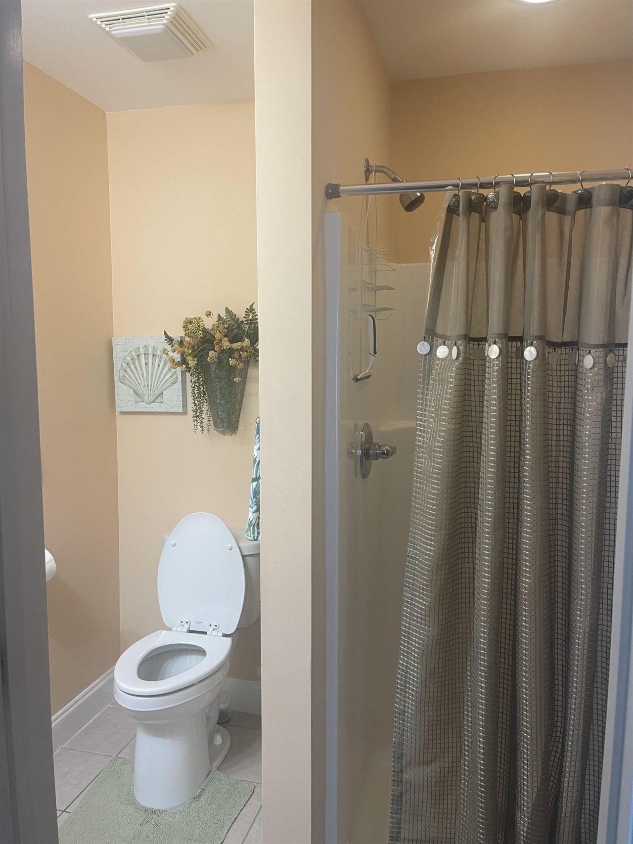209 N Hillside Dr. Photo 28