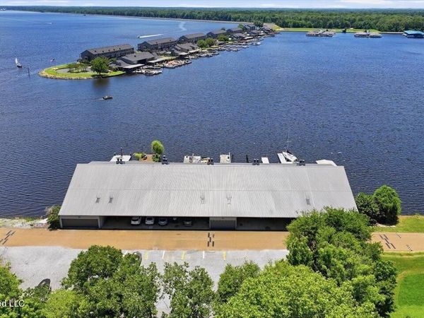 157 Dyke Road, Ridgeland, MS 39157