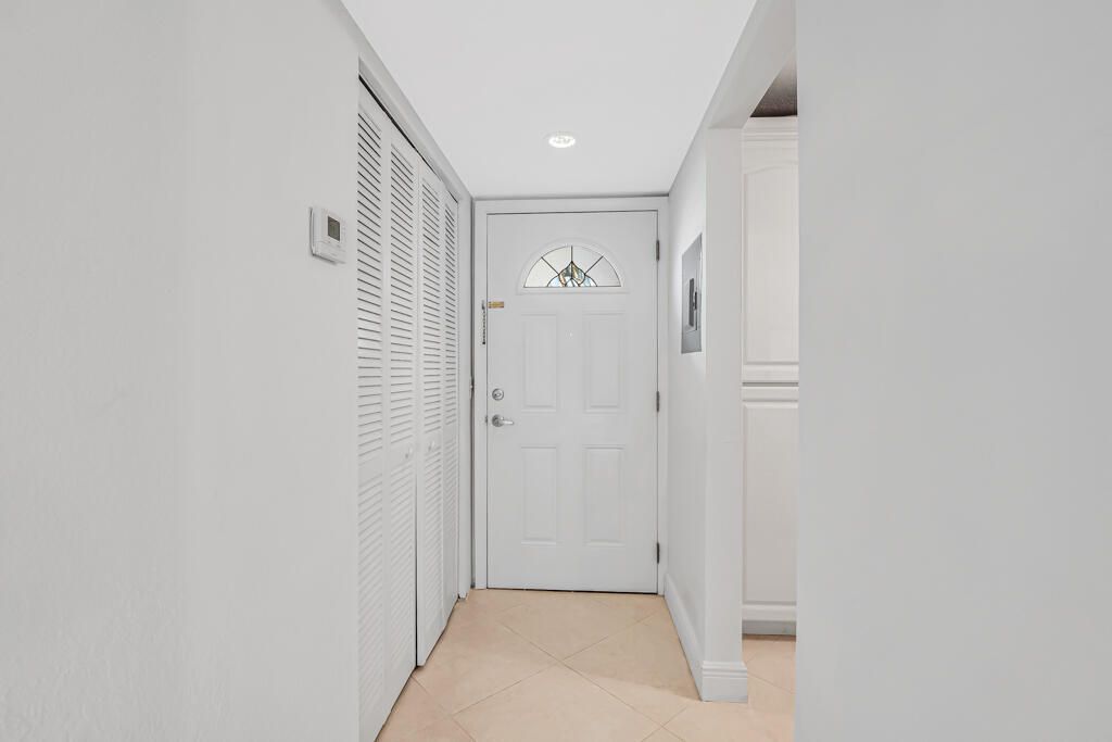 12013 Greenway Circle S, Unit 106, Royal Palm Beach, FL 33411 Photo