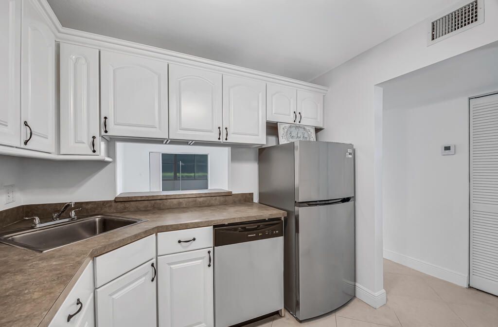 12013 Greenway Circle S, Unit 106, Royal Palm Beach, FL 33411 Photo