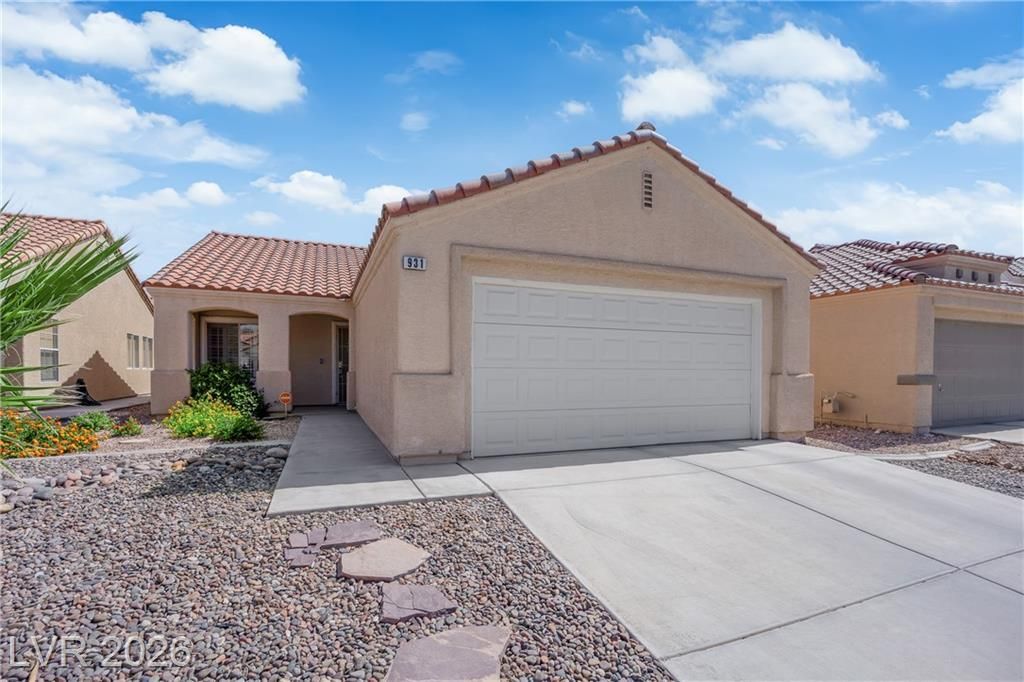 931 Horsethief Ranch Avenue, Las Vegas, NV 89123 Main Photo