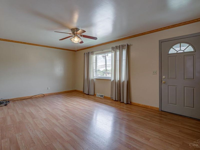 5152 Hawaiian Terrace, Cincinnati, OH 45223 Photo 2