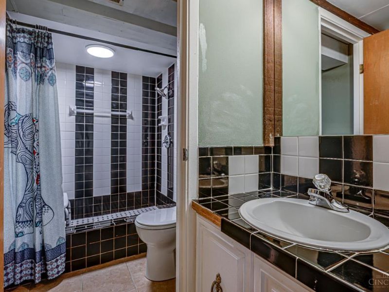 5152 Hawaiian Terrace, Cincinnati, OH 45223 Photo 21