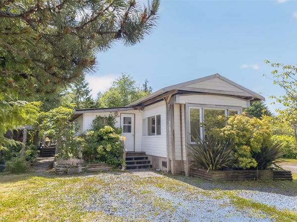 911 Campbell St , Unit #16, Tofino, BC V0R 2Z0