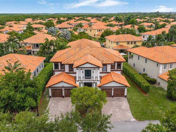 7504 SW 188th Ter, Cutler Bay, FL 33157