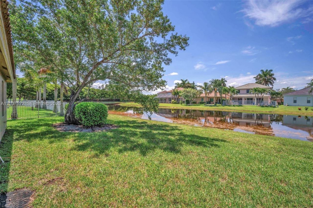 1918 Andromeda Ln, Unit 1918, Weston, FL 33327 Photo