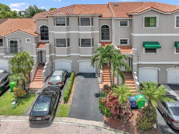 12666 NW 14th Pl, Sunrise, FL 33323