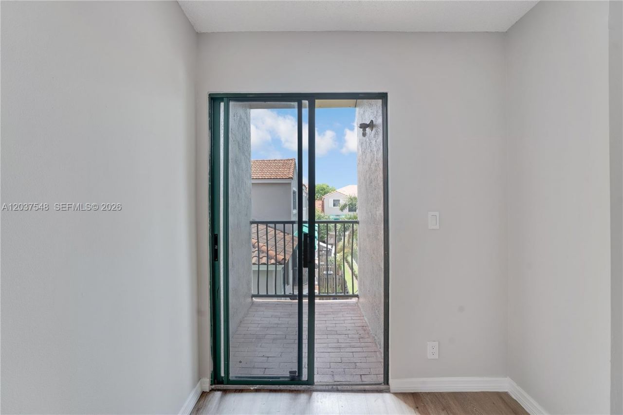 12666 NW 14th Pl, Sunrise, FL 33323 Photo