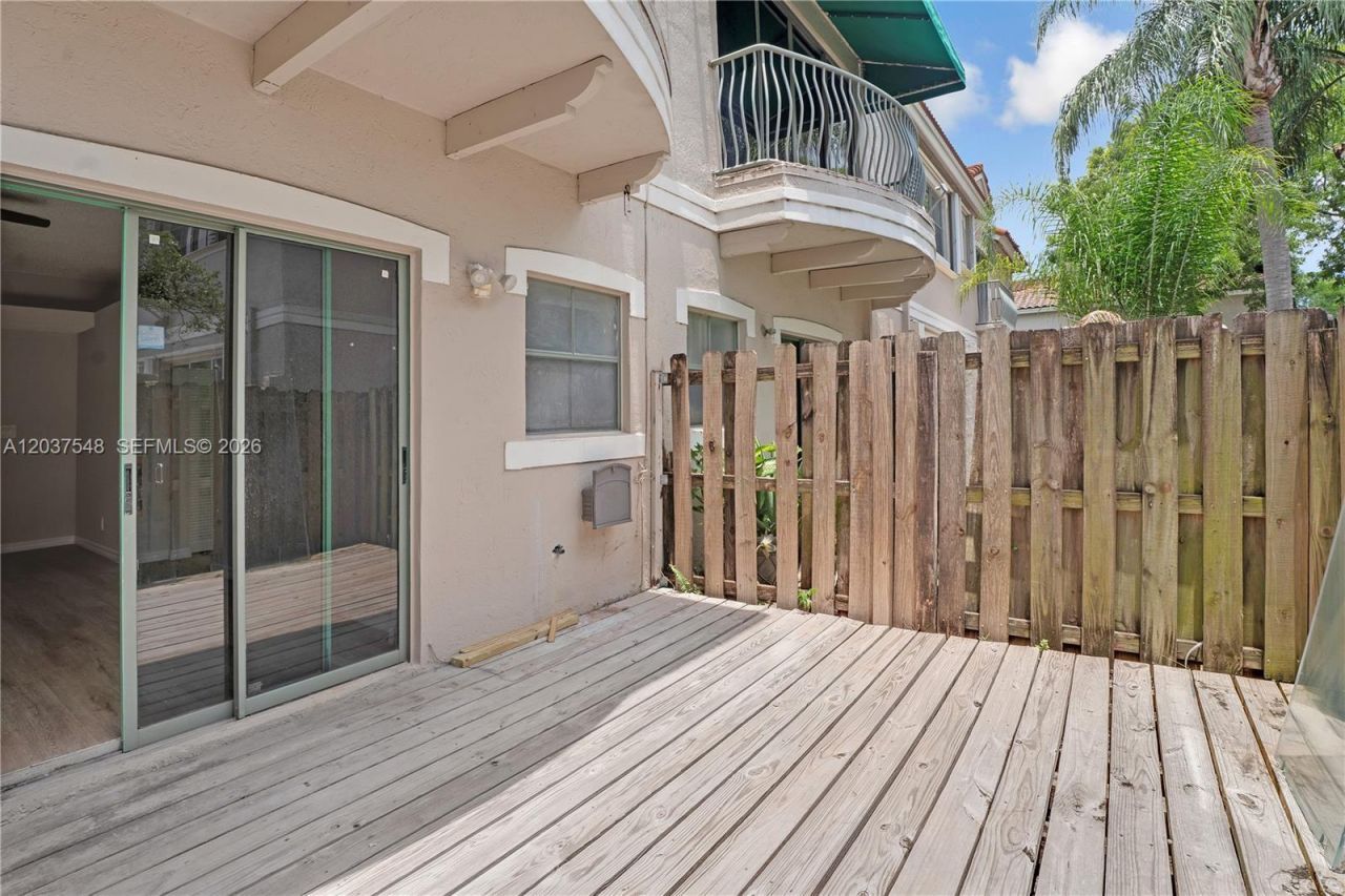 12666 NW 14th Pl, Sunrise, FL 33323 Photo