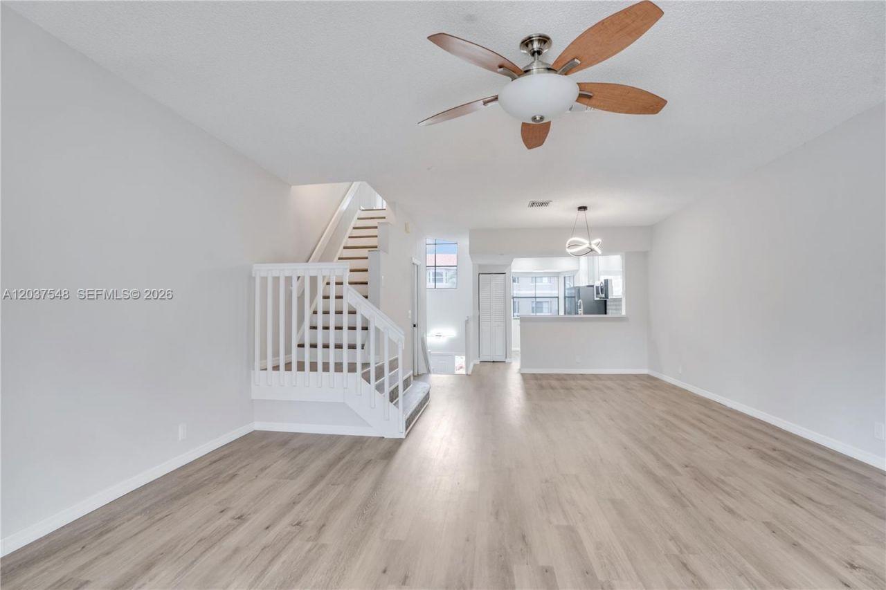12666 NW 14th Pl, Sunrise, FL 33323 Photo