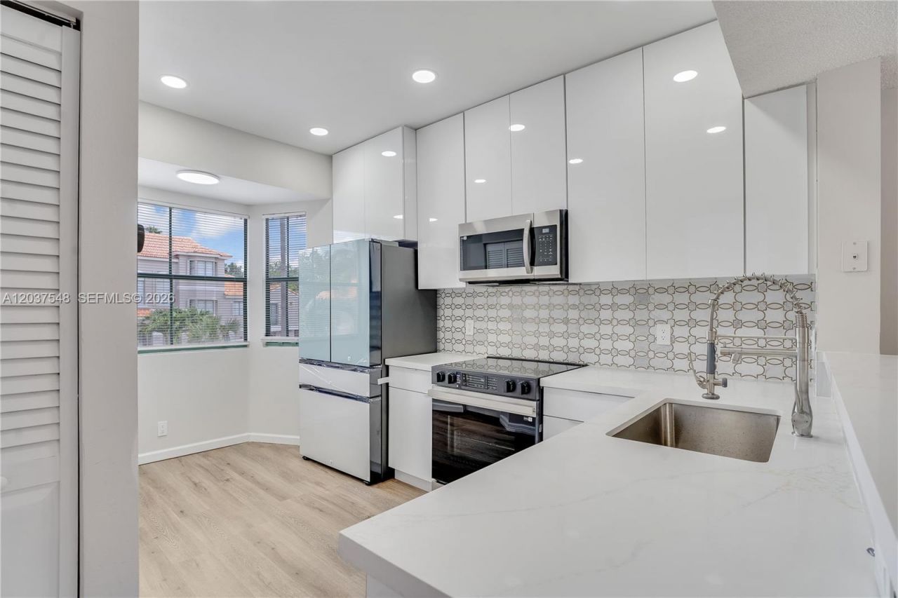 12666 NW 14th Pl, Sunrise, FL 33323 Photo