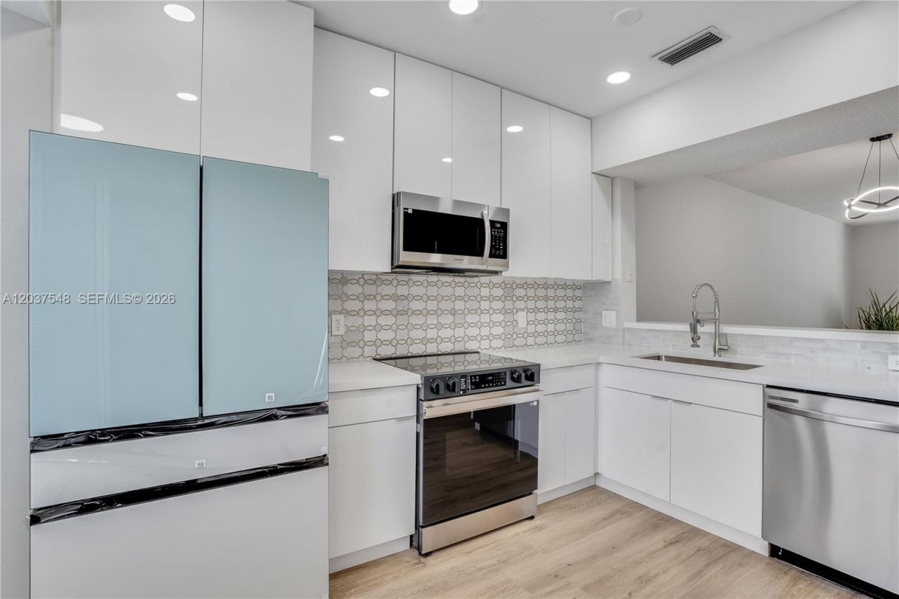 12666 NW 14th Pl, Sunrise, FL 33323 Photo