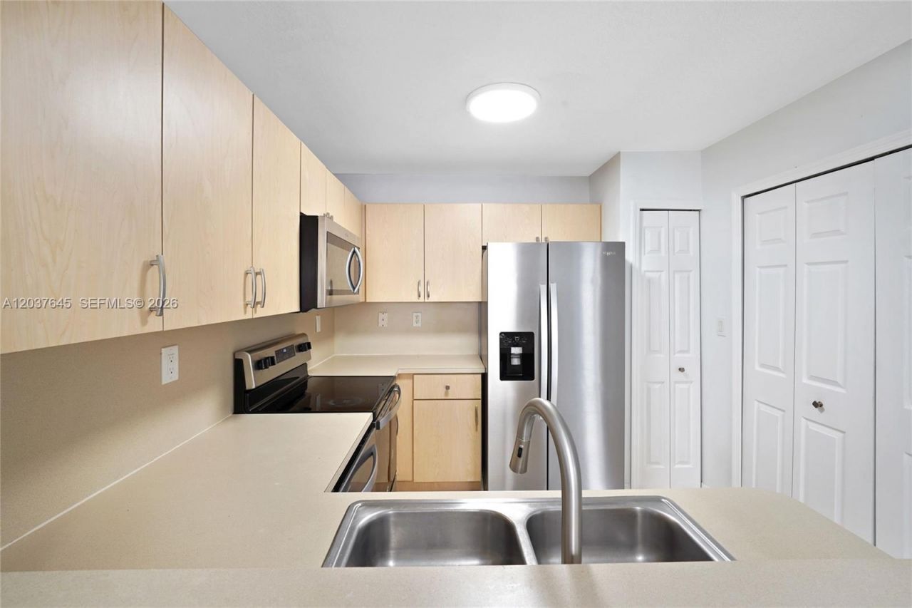 642 SW 106th Ave, Unit 1514, Pembroke Pines, FL 33025 Photo