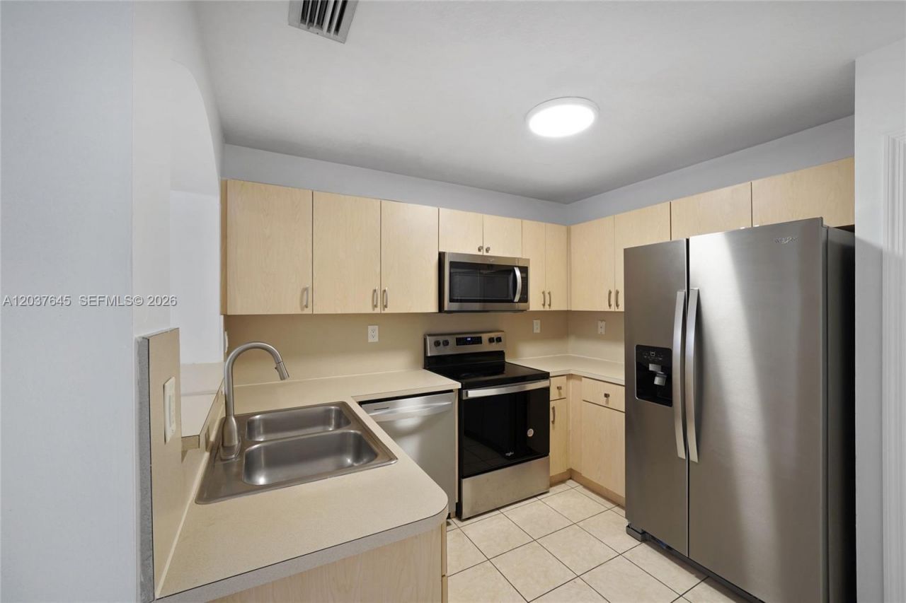 642 SW 106th Ave, Unit 1514, Pembroke Pines, FL 33025 Photo