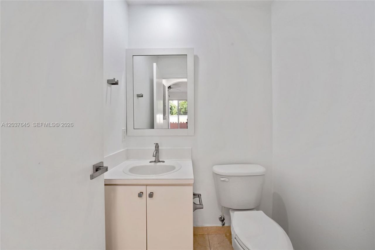 642 SW 106th Ave, Unit 1514, Pembroke Pines, FL 33025 Photo
