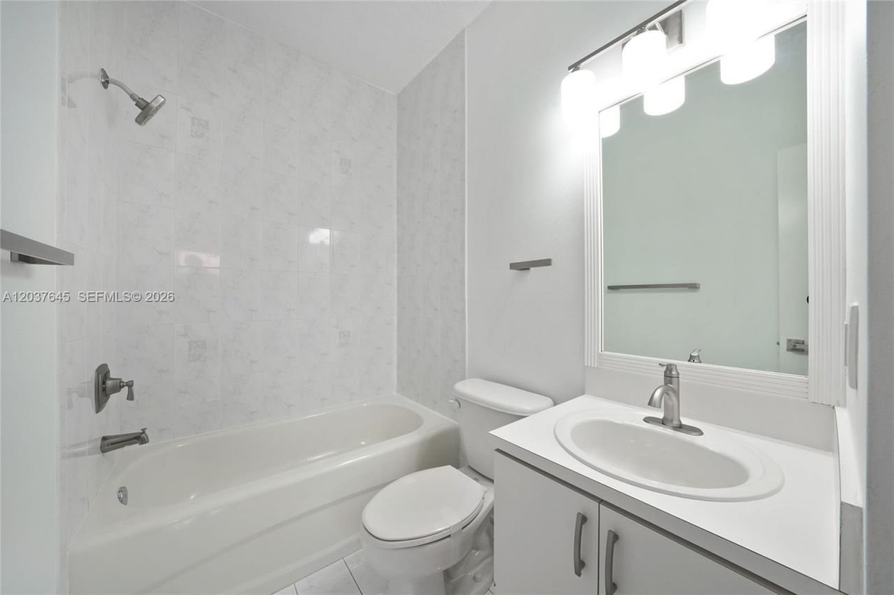 642 SW 106th Ave, Unit 1514, Pembroke Pines, FL 33025 Photo