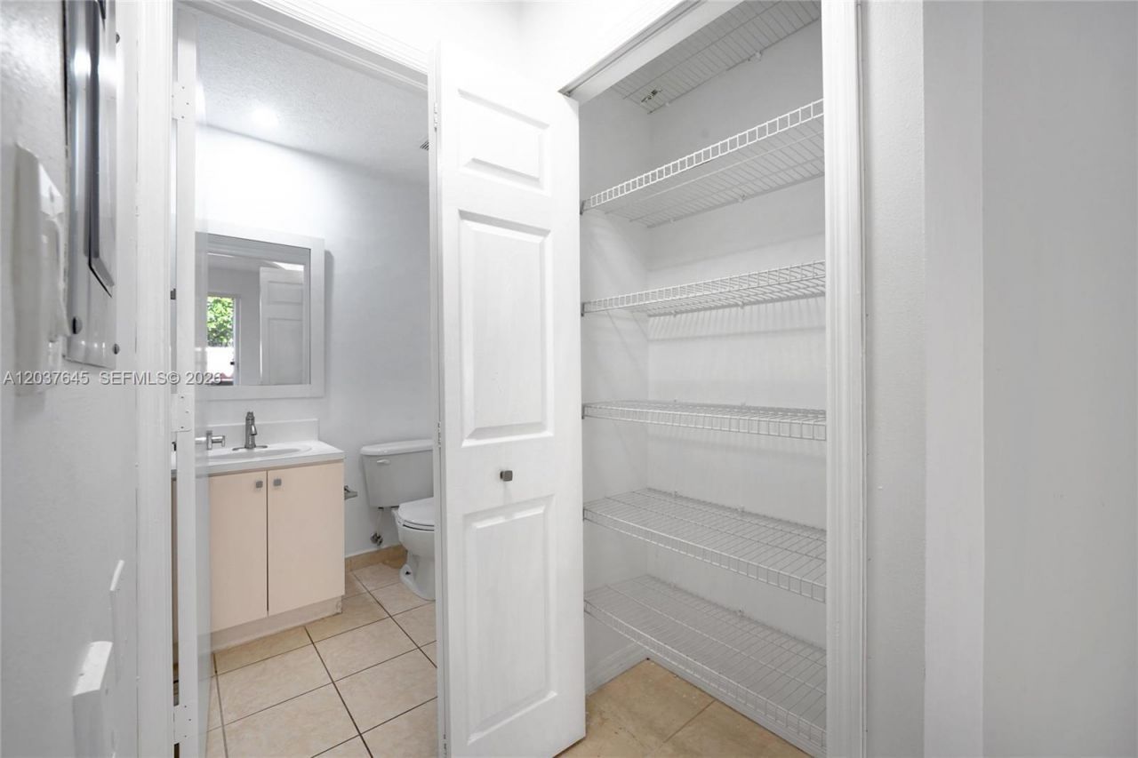 642 SW 106th Ave, Unit 1514, Pembroke Pines, FL 33025 Photo