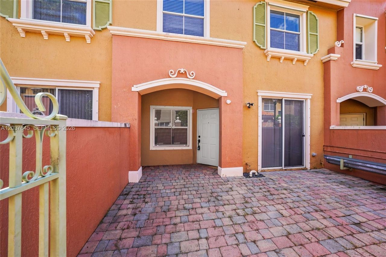 642 SW 106th Ave, Unit 1514, Pembroke Pines, FL 33025 Photo