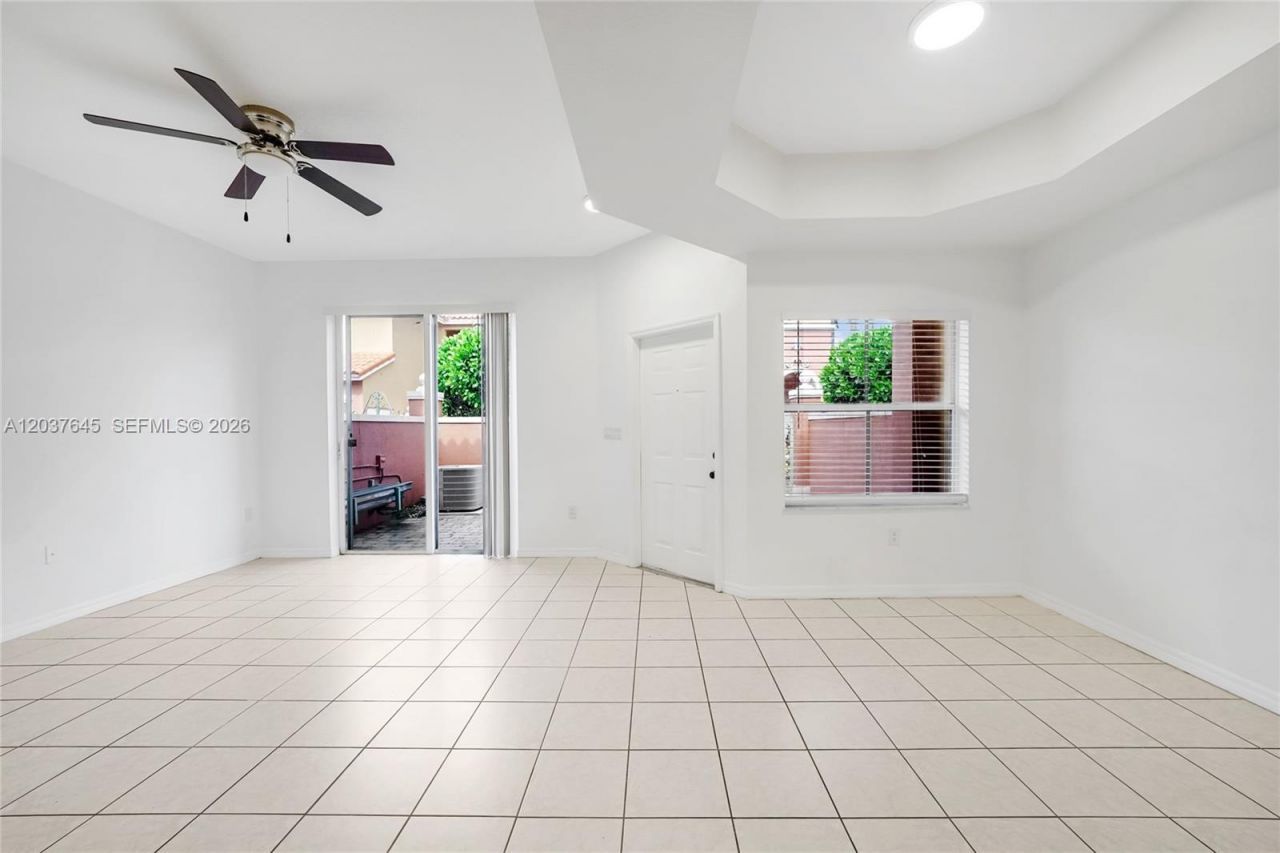 642 SW 106th Ave, Unit 1514, Pembroke Pines, FL 33025 Photo
