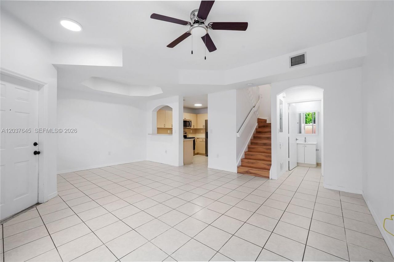 642 SW 106th Ave, Unit 1514, Pembroke Pines, FL 33025 Photo