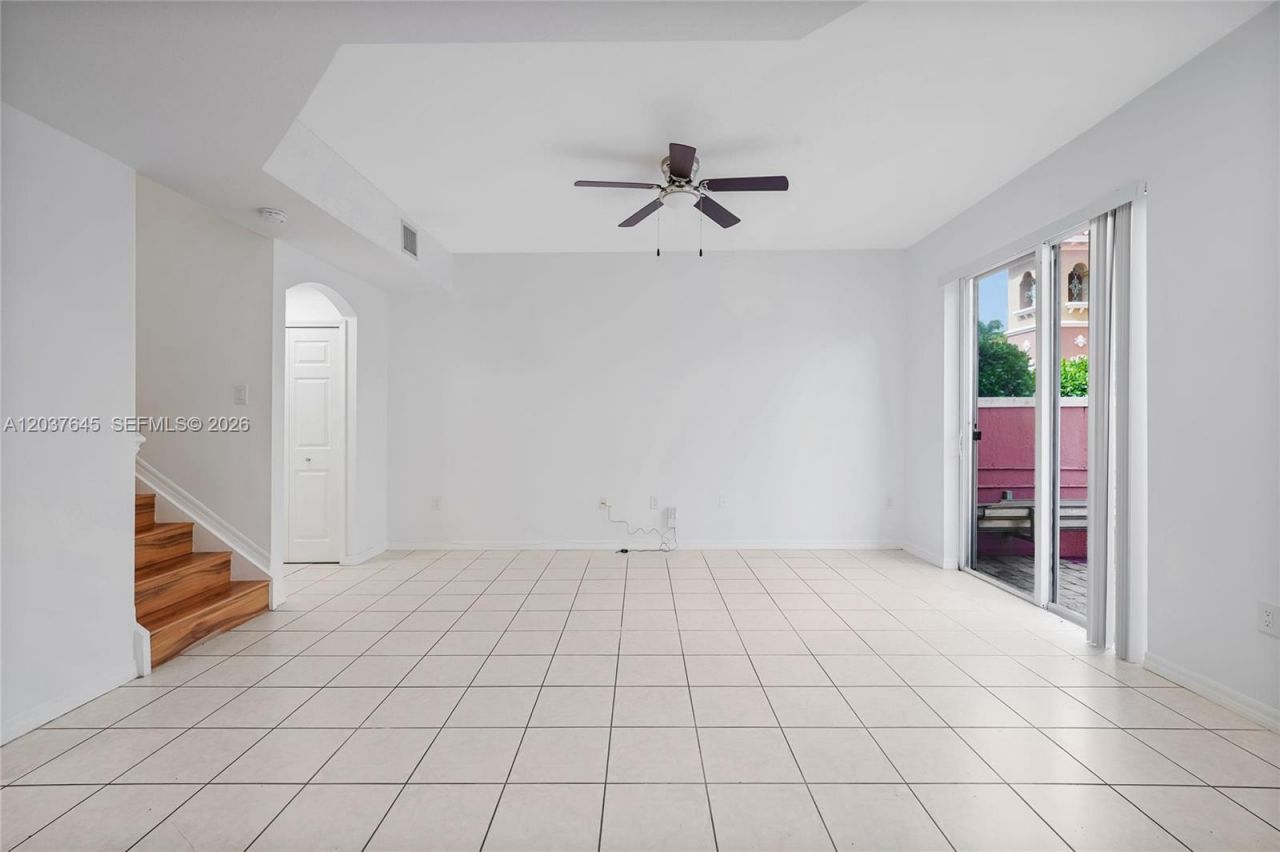 642 SW 106th Ave, Unit 1514, Pembroke Pines, FL 33025 Photo