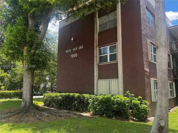 7000 Nova Dr , Unit 103E, Davie, FL 33317