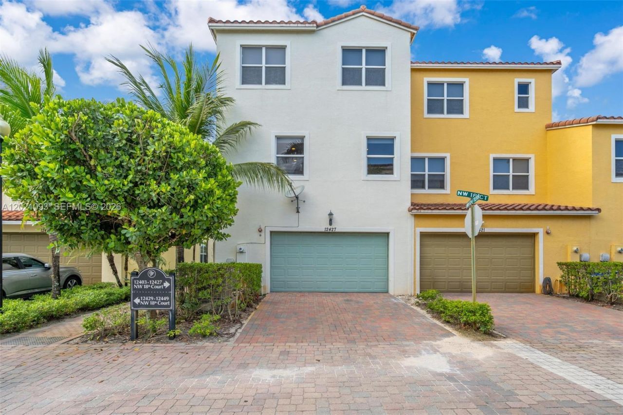 12427 NW 18th Ct , Pembroke Pines, FL 33028 Photo