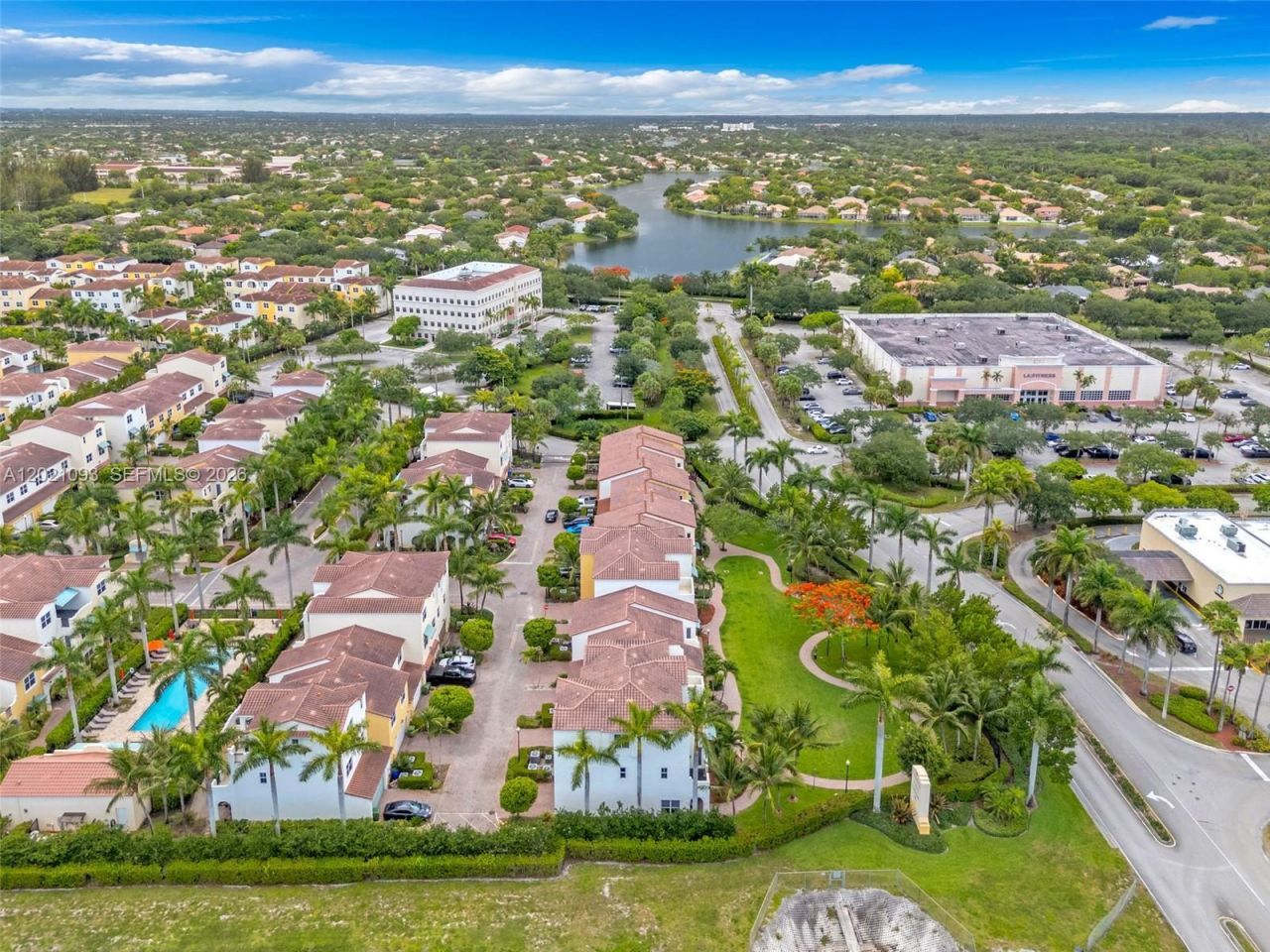 12427 NW 18th Ct , Pembroke Pines, FL 33028 Photo
