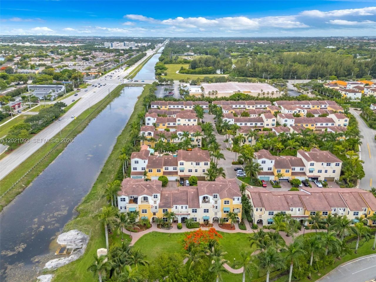 12427 NW 18th Ct , Pembroke Pines, FL 33028 Photo
