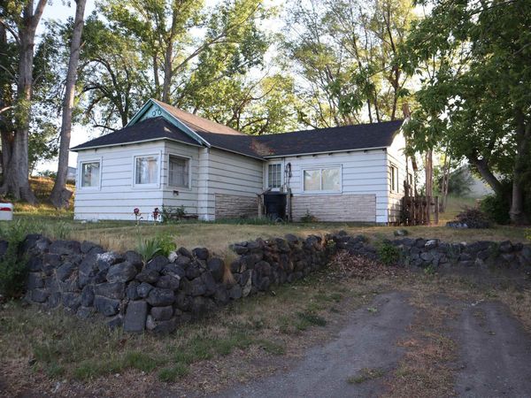 100 N Lincoln St, American Falls, ID 00000