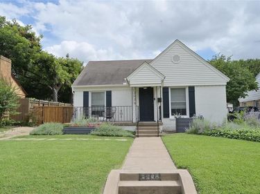 2226 Carnes Street, Dallas, TX 75208
