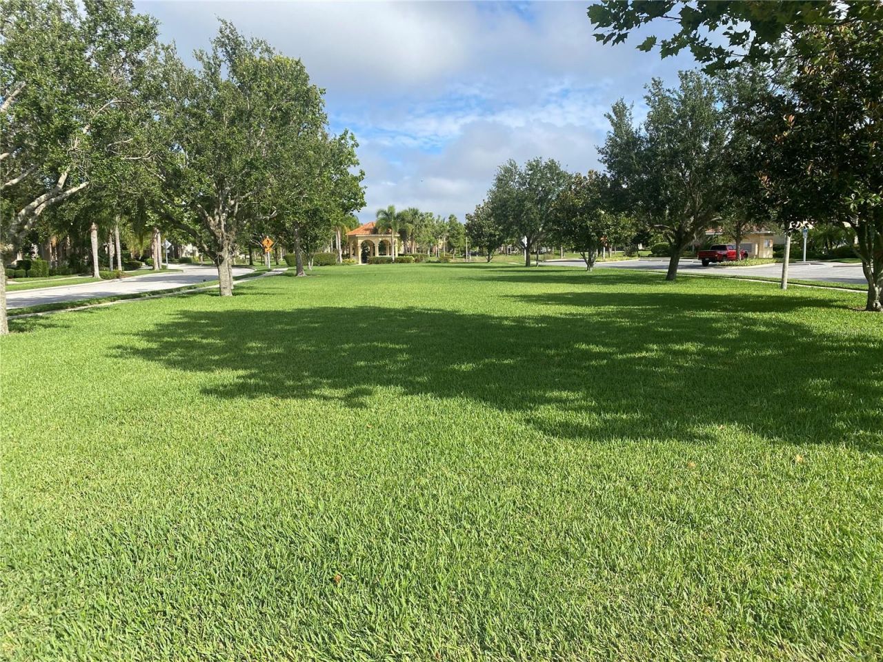 3870 82nd Avenue Cir E , Unit 104, Sarasota, FL 34243 Photo