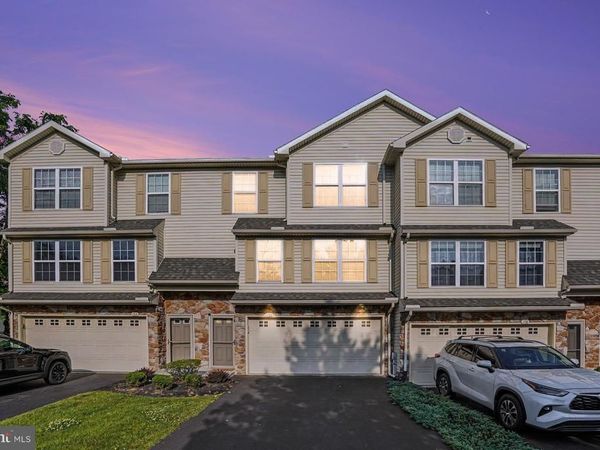 156 MAPLETON BOULEVARD, HARRISBURG, PA 17112