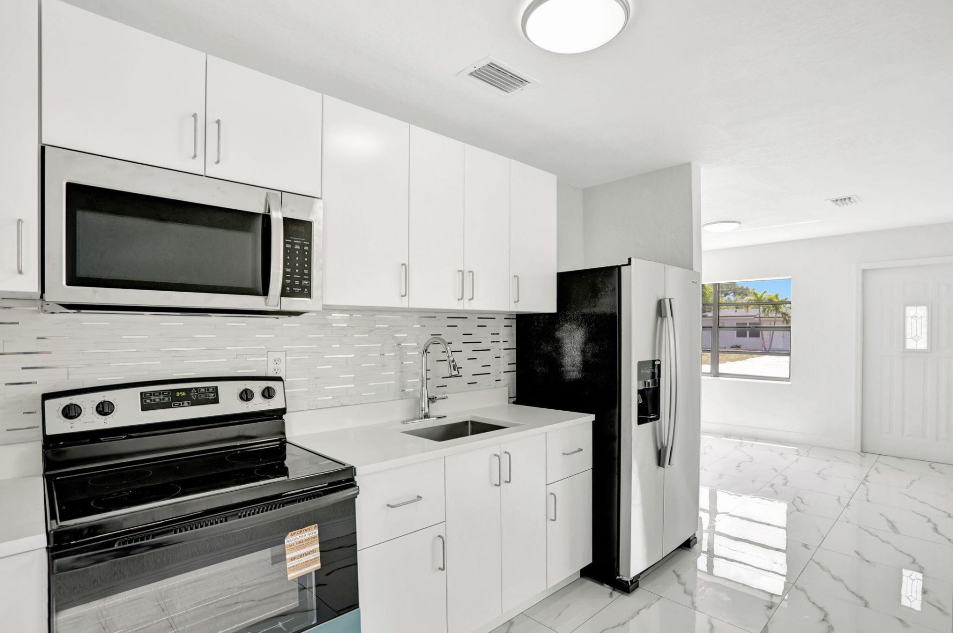 3060 NE 12th Avenue, Pompano Beach, FL 33064 Photo