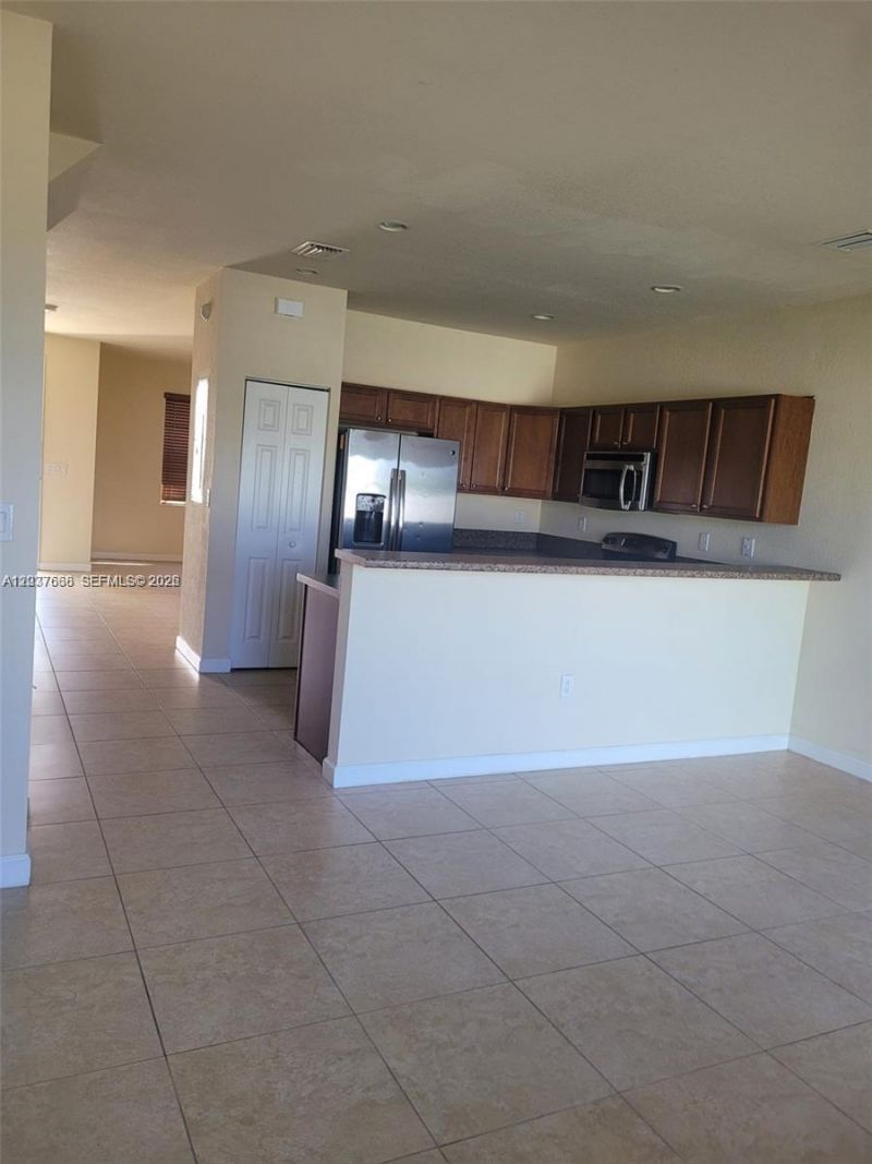3537 W 89th Pl , Unit NA, Hialeah, FL 33018 Photo