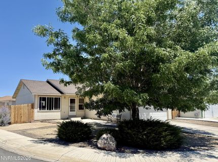 310 Emigrant Way, Fernley, NV 89408 Photo