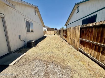 310 Emigrant Way, Fernley, NV 89408 Photo
