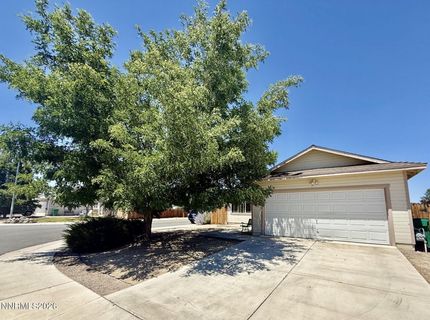 310 Emigrant Way, Fernley, NV 89408 Photo
