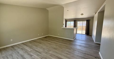 310 Emigrant Way, Fernley, NV 89408 Photo