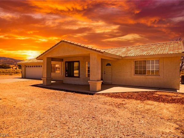 701 Mount Charleston Drive, Pahrump, NV 89048