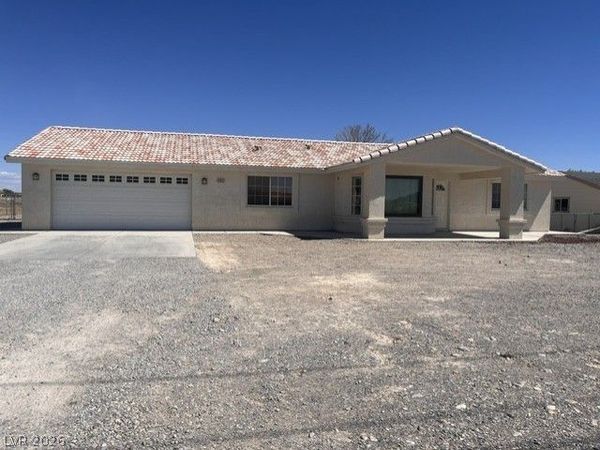 701 Mount Charleston Drive, Pahrump, NV 89048
